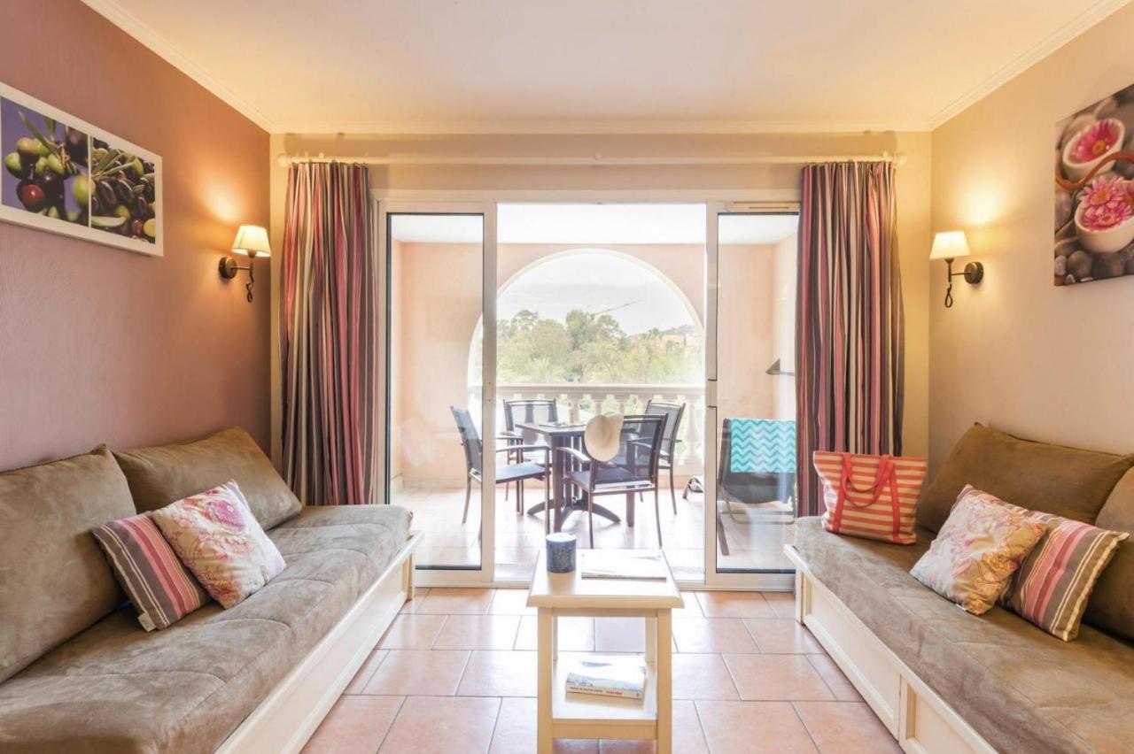 Residence Pierre & Vacances Premium Les Calanques Des Issambres Les Issambres Eksteriør billede