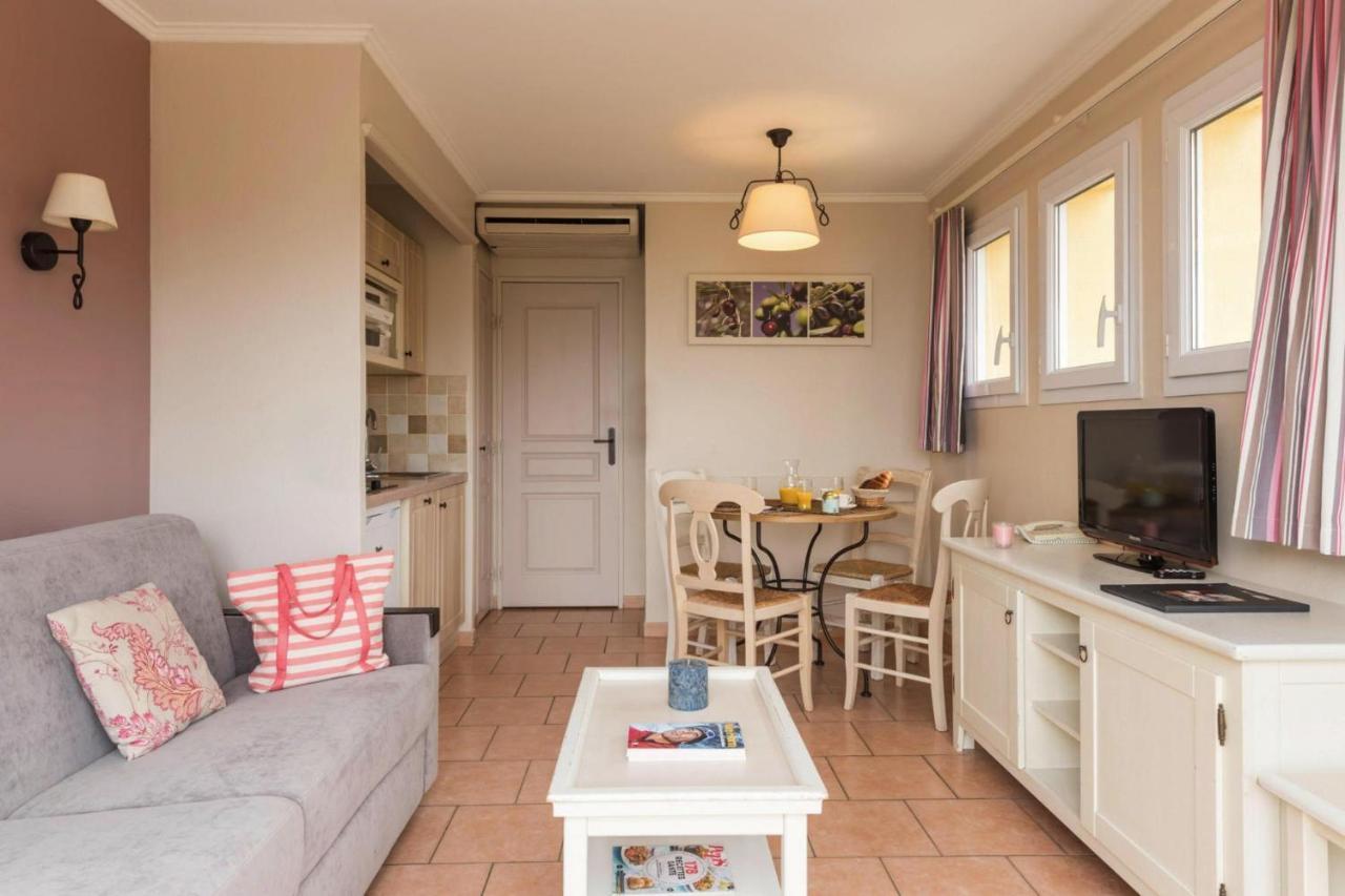 Residence Pierre & Vacances Premium Les Calanques Des Issambres Les Issambres Eksteriør billede